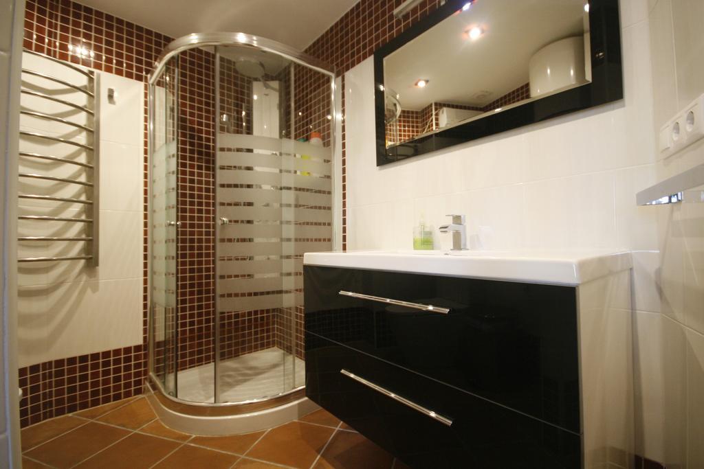 Apartamentos Casas Colgadas *